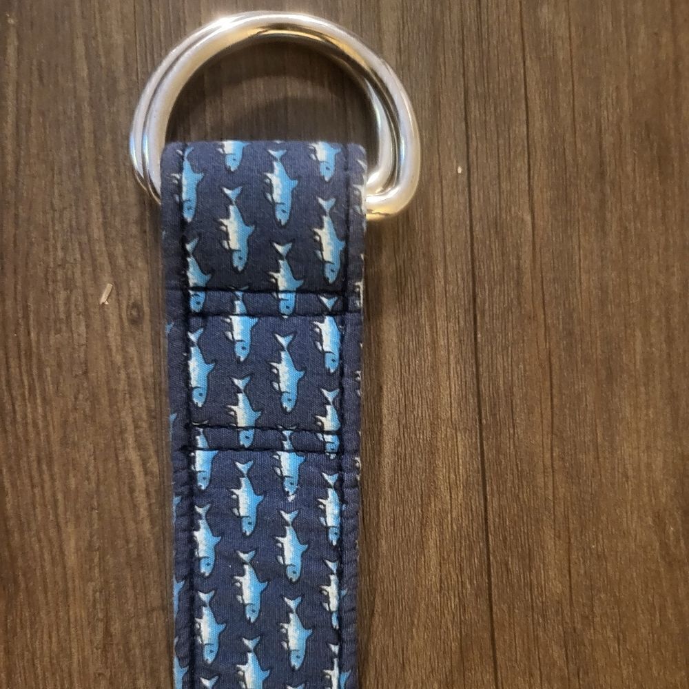 Vineyard Vines Cotton D-ring belt Webbing under iconic Whale Pattern - Picture 2 of 4